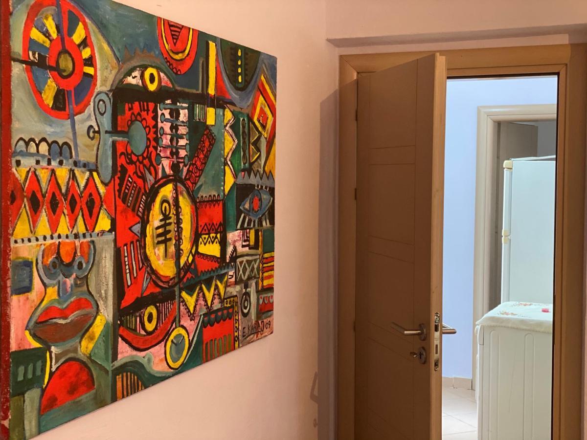 88 Apartment Himare Esterno foto